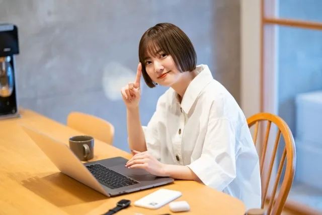 産後在宅ワーク完全ガイド｜育児しながら始める7つのお仕事【2025年版】