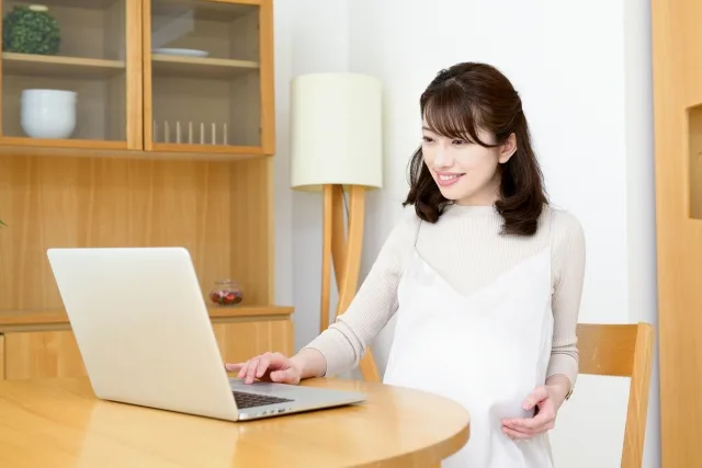 妊婦でも安心！在宅ワーク15選｜体調管理と両立できる働き方ガイド